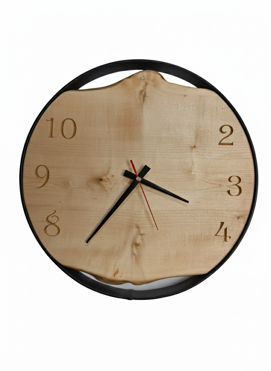 Horloge murale en érable sycomore