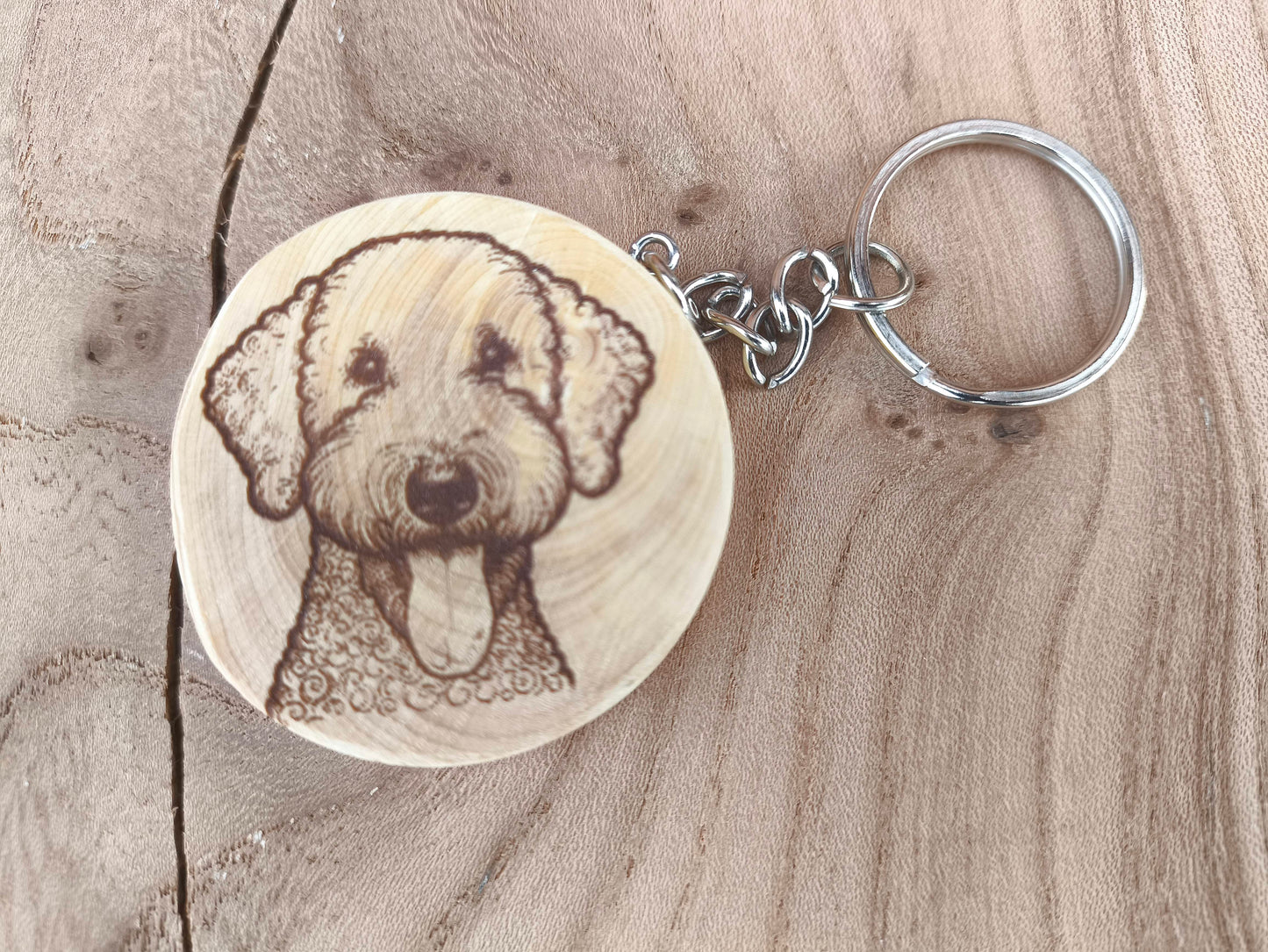 Porte-Clé Artisanal en Buis - Motif Chien