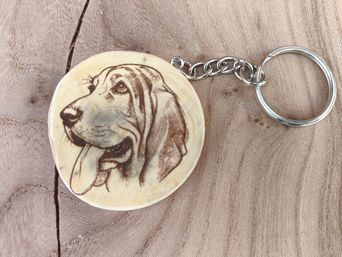 Porte-Clé Artisanal en Buis - Motif Chien