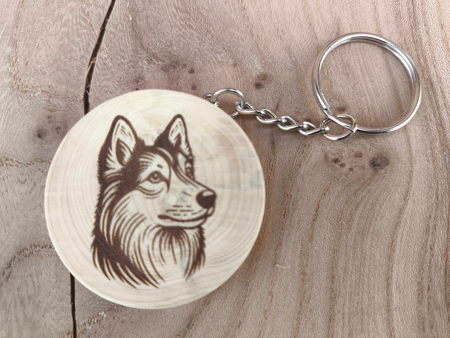 Porte-Clé Artisanal en Buis - Motif Chien