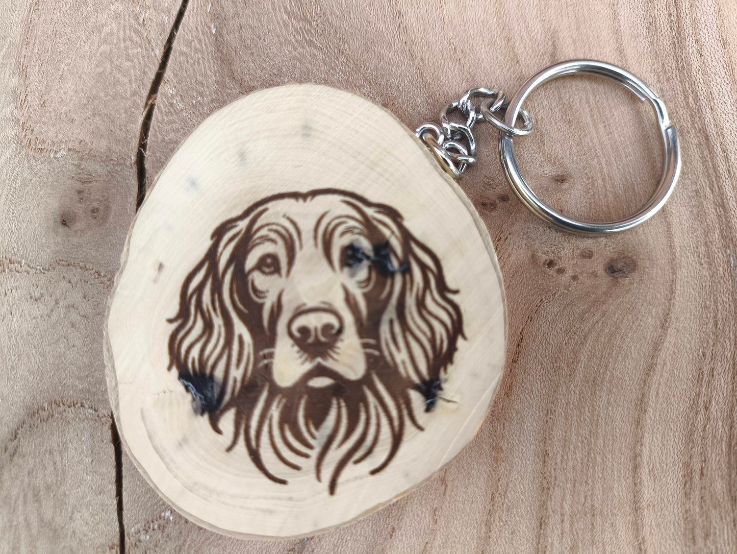 Porte-Clé Artisanal en Buis - Motif Chien