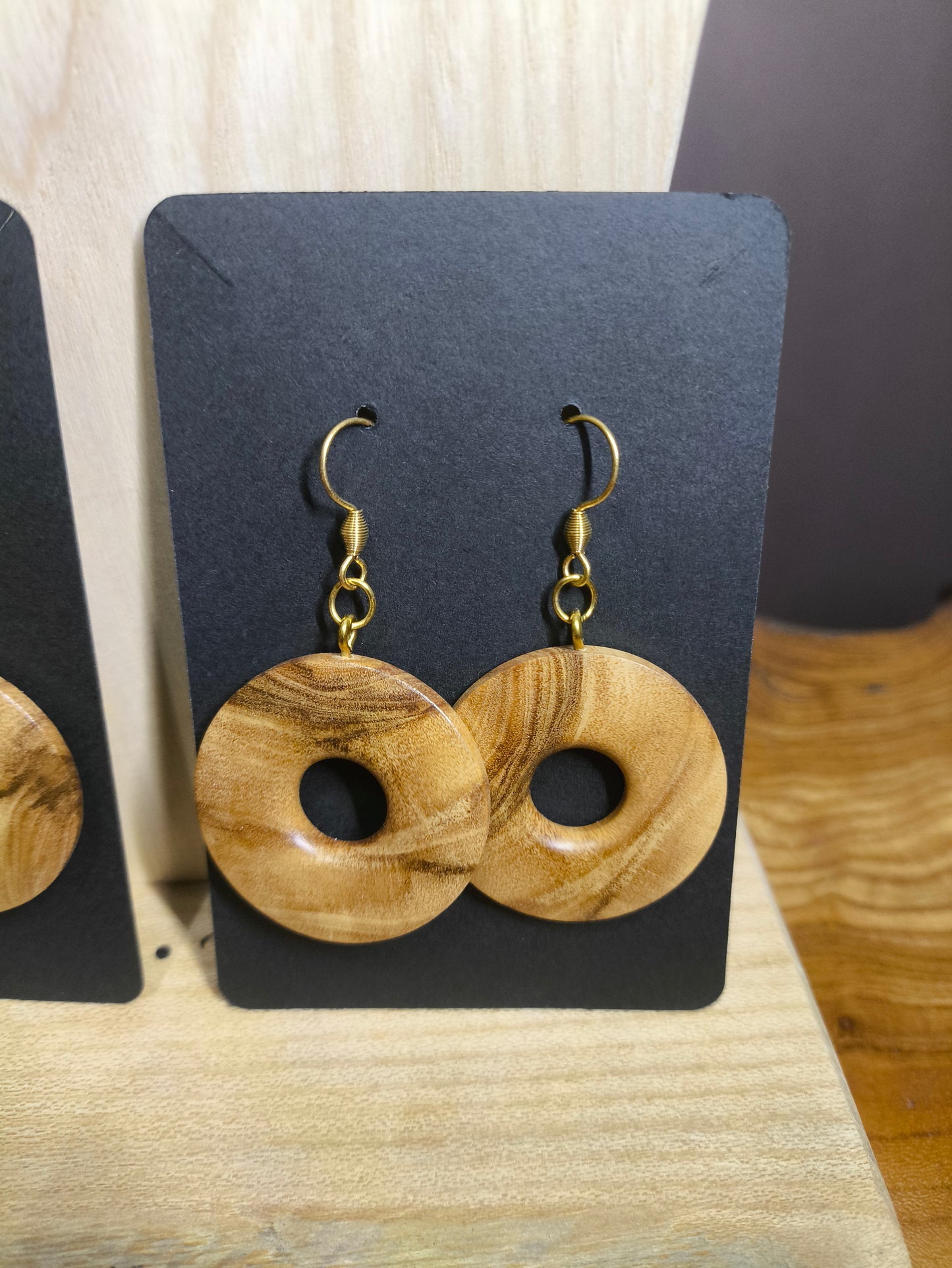 Boucles d'oreilles rondes en bois d'olivier 32 mm
