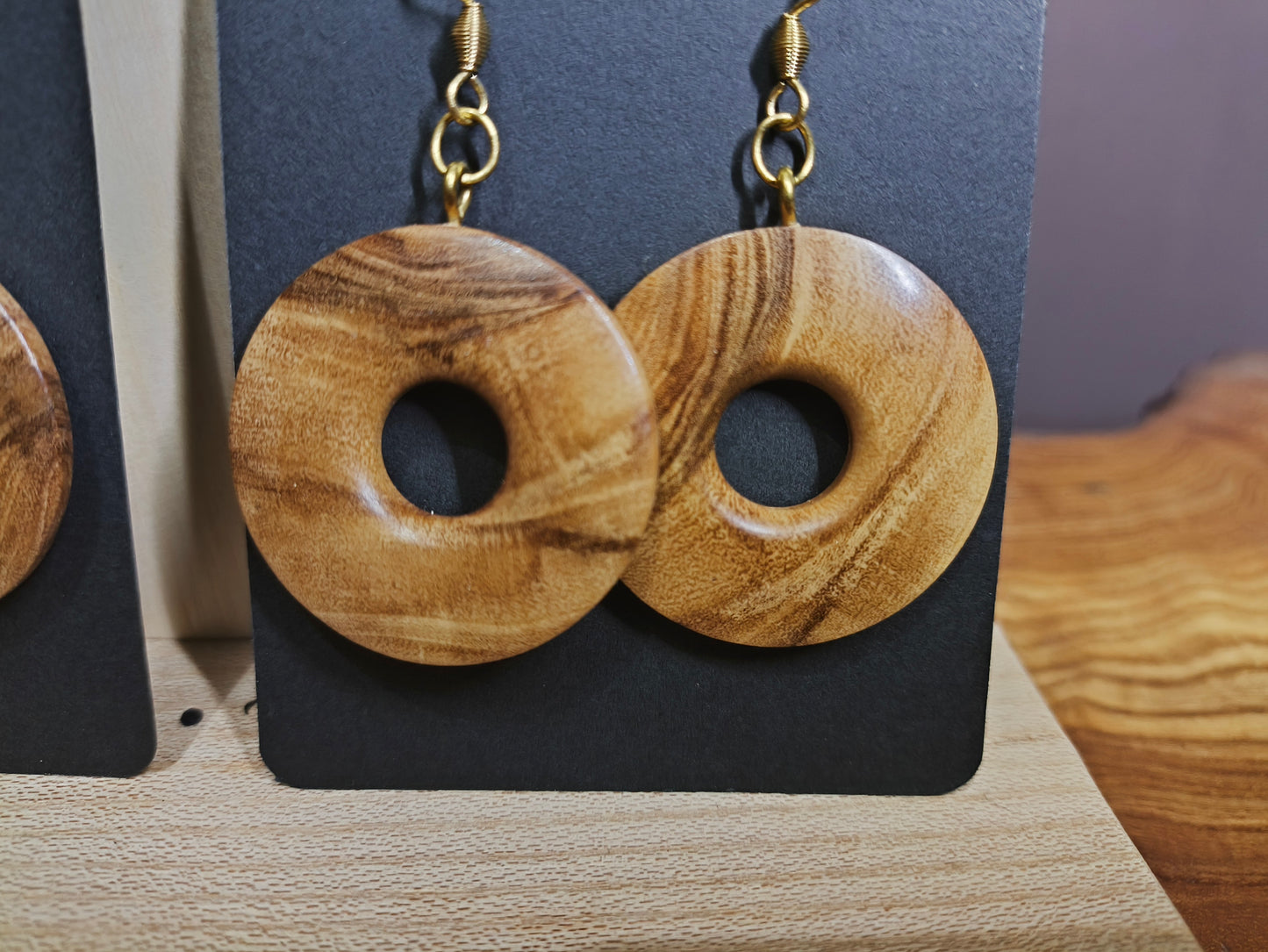 Boucles d'oreilles rondes en bois d'olivier 32 mm
